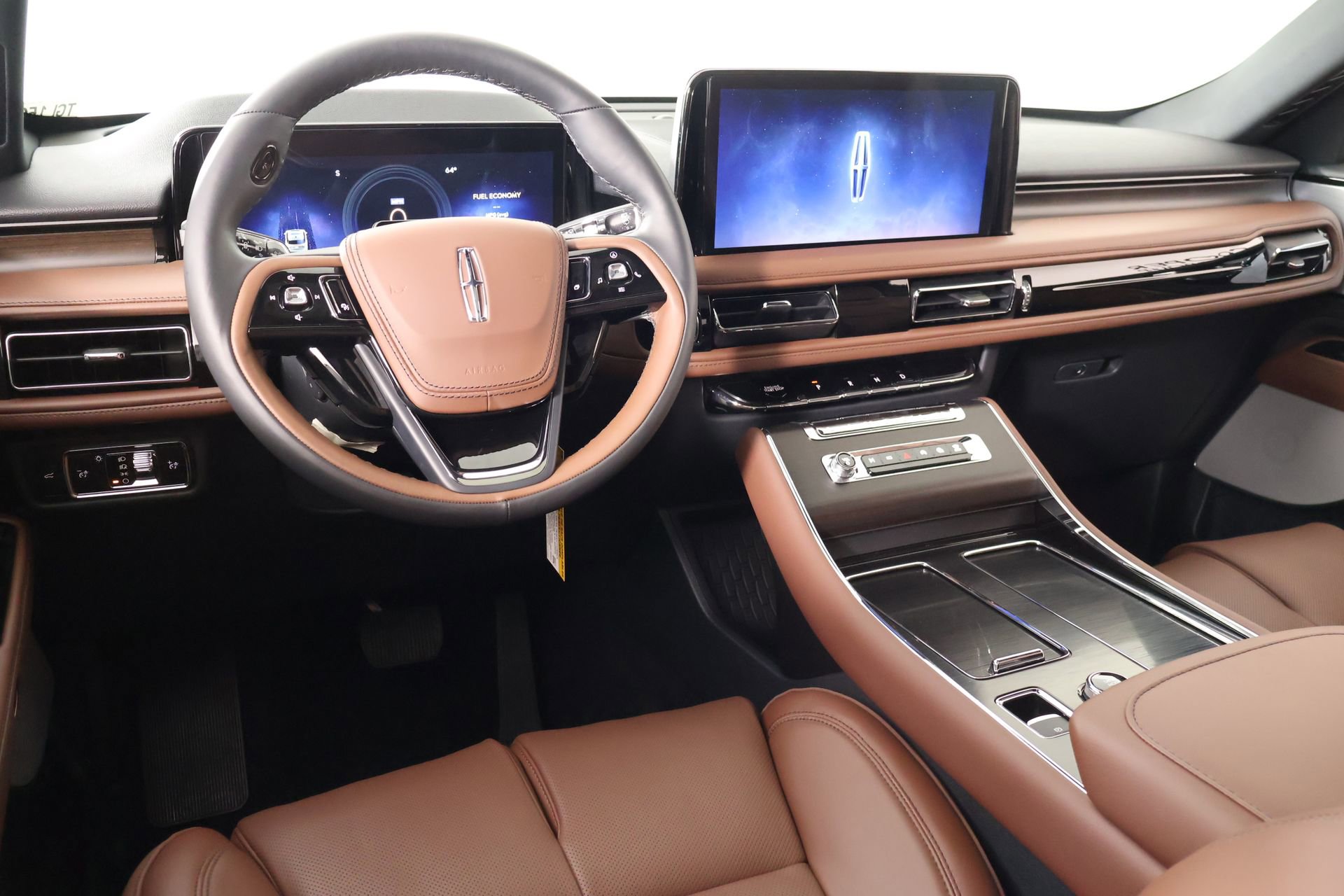 New 2026 Lincoln Aviator Reserve AWD/4WD image 2