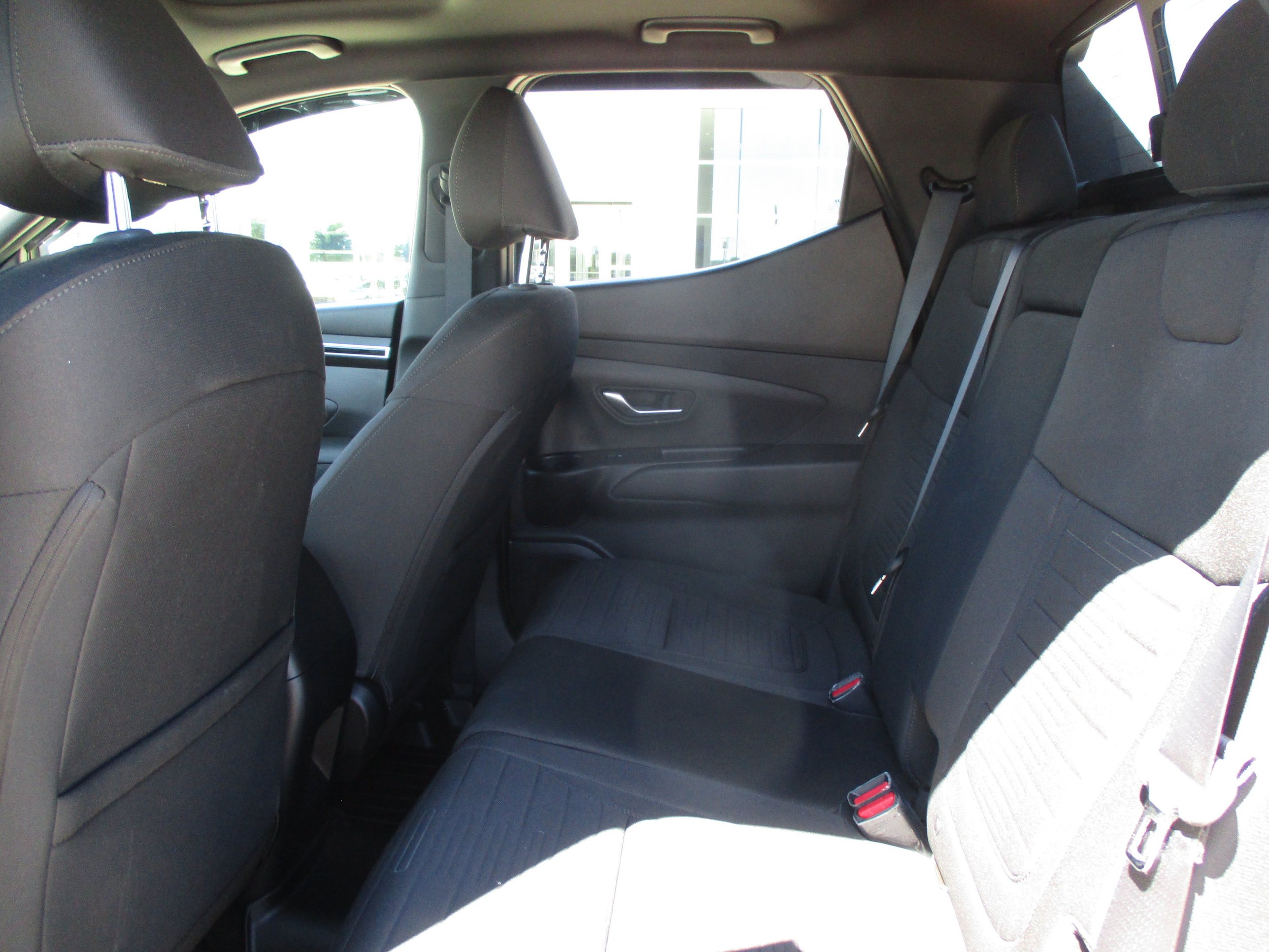 Used 2023 Hyundai Santa Cruz SEL Premium AWD/4WD image 34