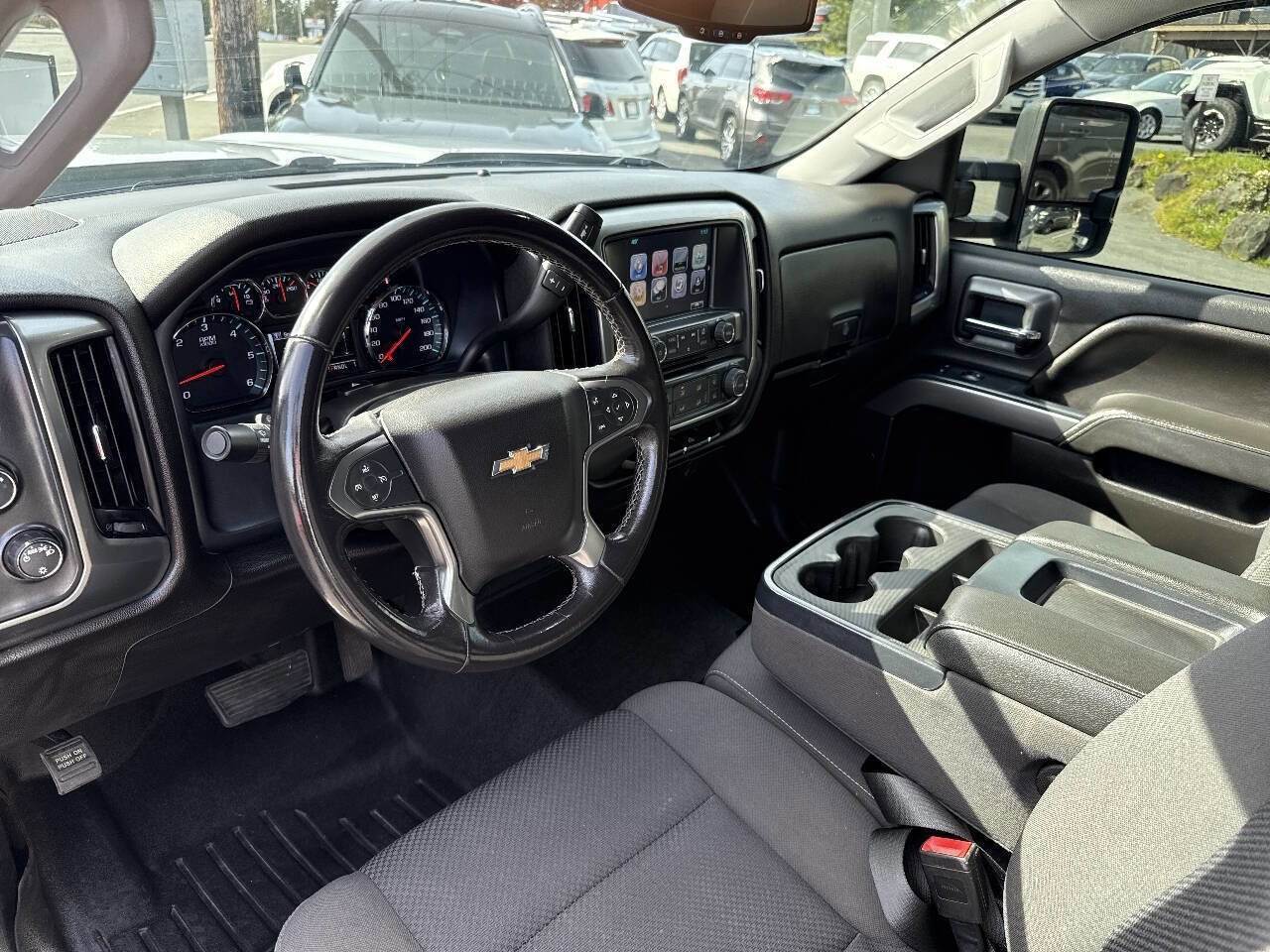 Used 2018 Chevrolet Silverado 3500 LT AWD/4WD image 35
