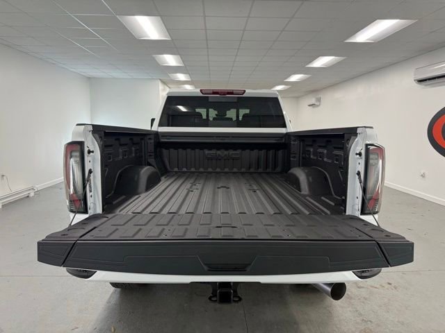 New 2026 GMC Sierra 2500 AT4 image 8