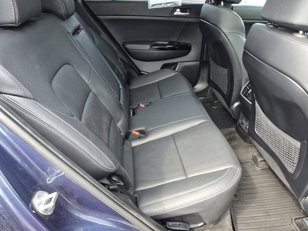 Used 2022 Kia Sportage Nightfall Edition w/ Nighfall AWD Premium Package image 17
