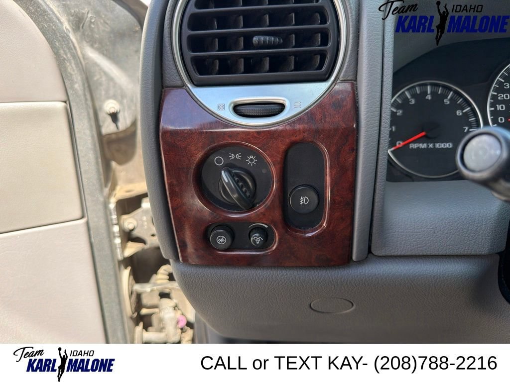 Used 2006 GMC Envoy XL 4WD image 19