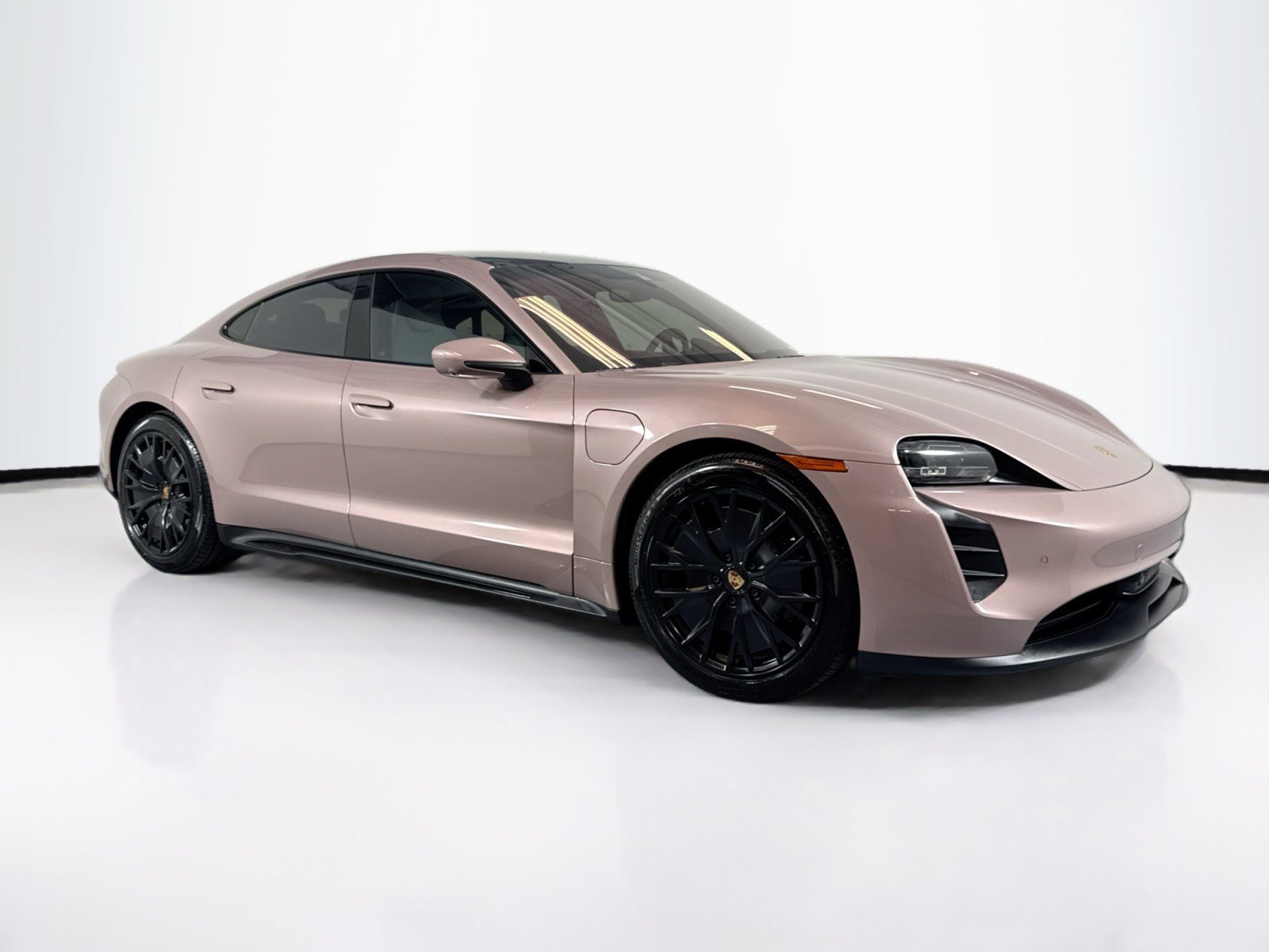 Certified 2022 Porsche Taycan GTS w/ Premium Package (P6U) image 7