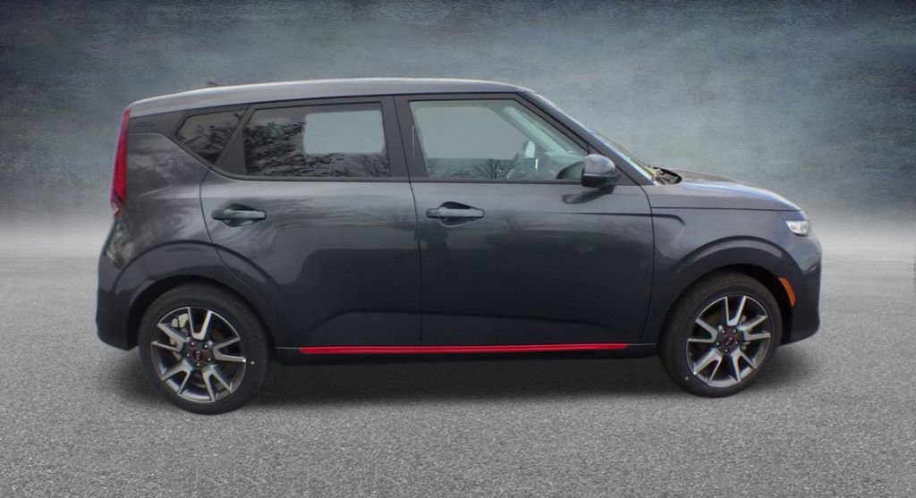 Used 2021 Kia Soul GT-Line FWD image 24