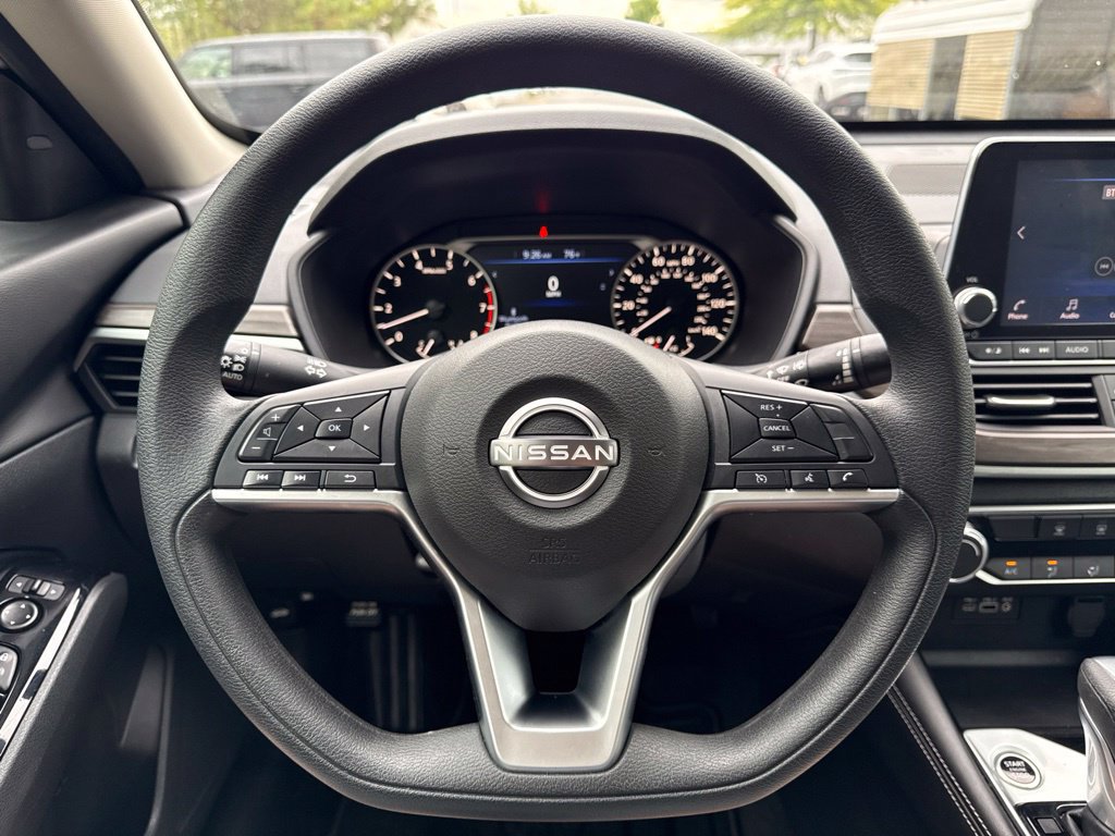 Used 2023 Nissan Altima 2.5 SV FWD image 19