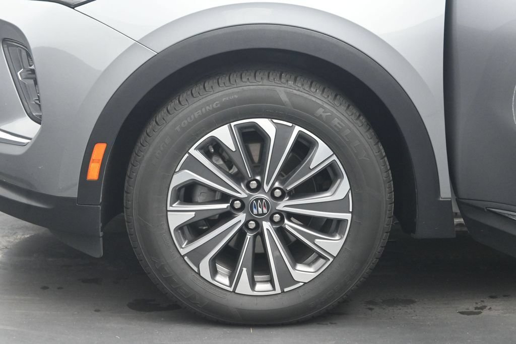 Used 2024 Buick Envision Preferred AWD/4WD image 29