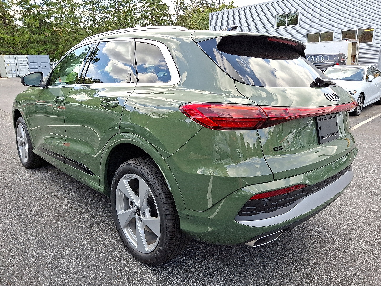 New 2025 Audi Q5 Premium Plus image 3