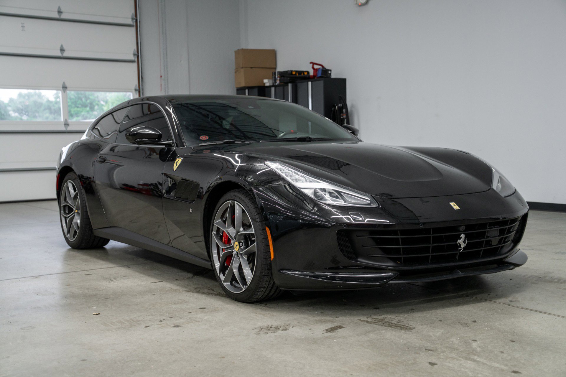 Used 2020 Ferrari GTC4Lusso T RWD image 3