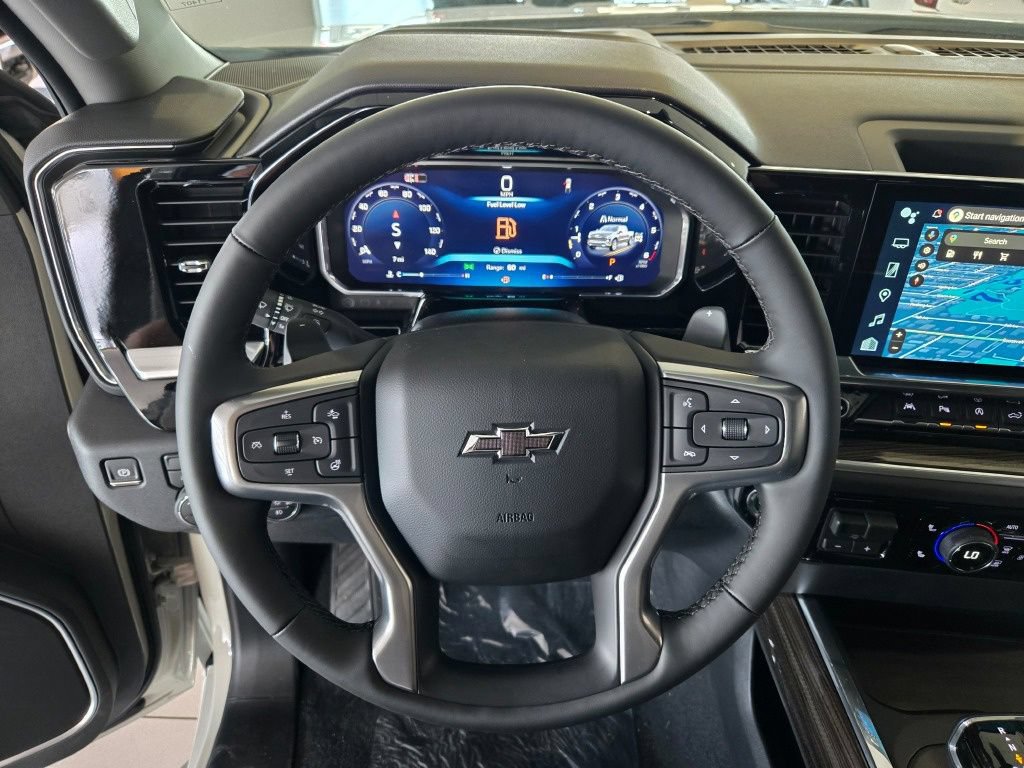 New 2026 Chevrolet Silverado 1500 RST w/ Dark Appearance Package AWD/4WD image 33