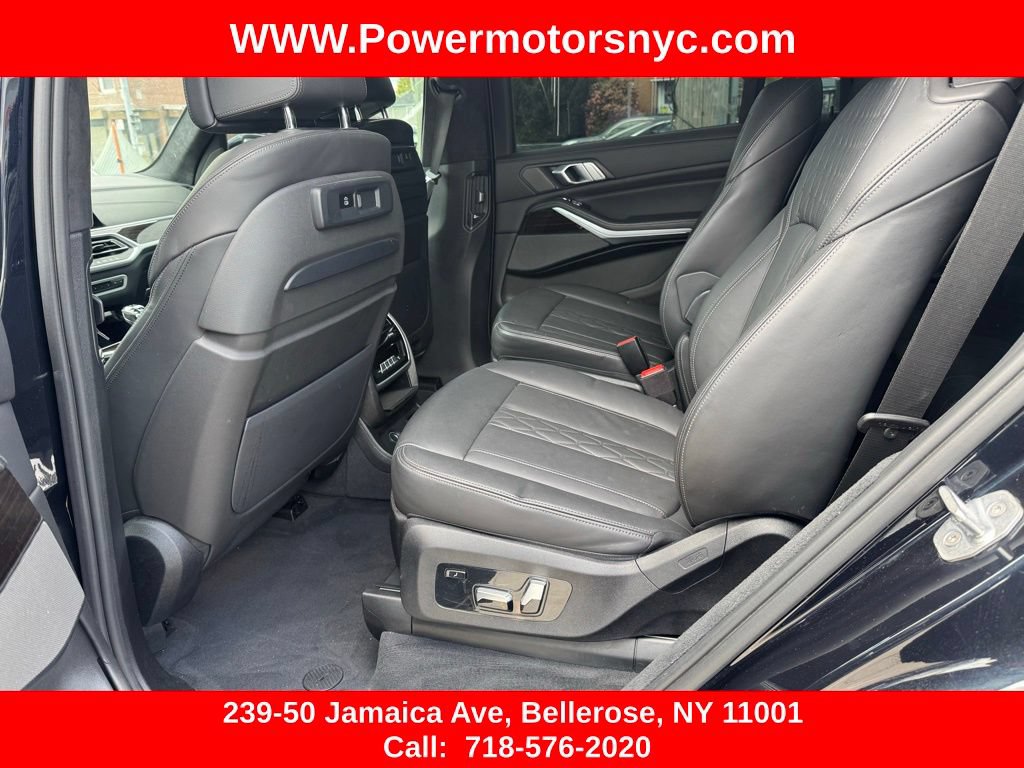 Used 2020 BMW X7 M50i AWD/4WD image 29