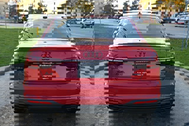 Used 2022 Audi A4 2.0T Premium Plus image 6