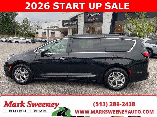 Used 2023 Chrysler Pacifica Limited