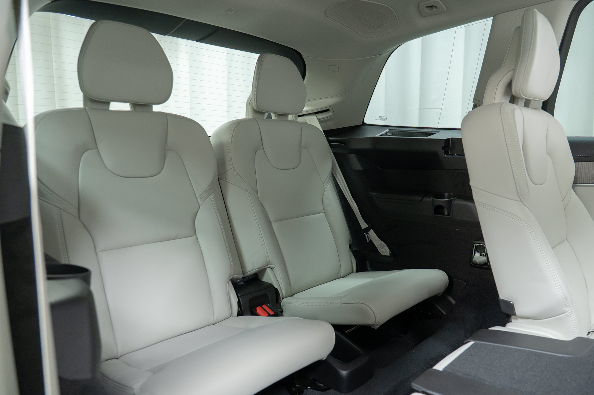 New 2027 Volvo XC90 B6 Ultra AWD/4WD image 25