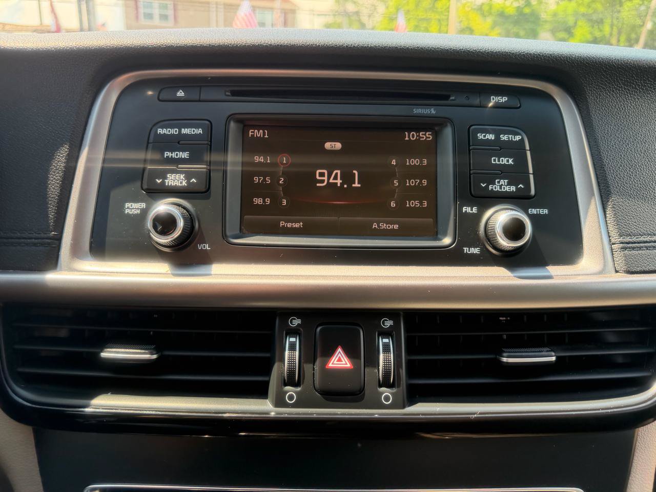 Used 2017 Kia Optima LX FWD image 18