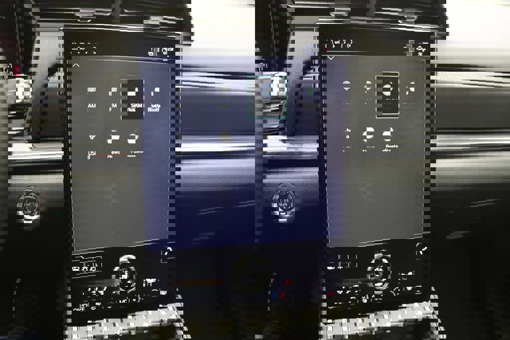 Used 2025 GMC Terrain Elevation image 22