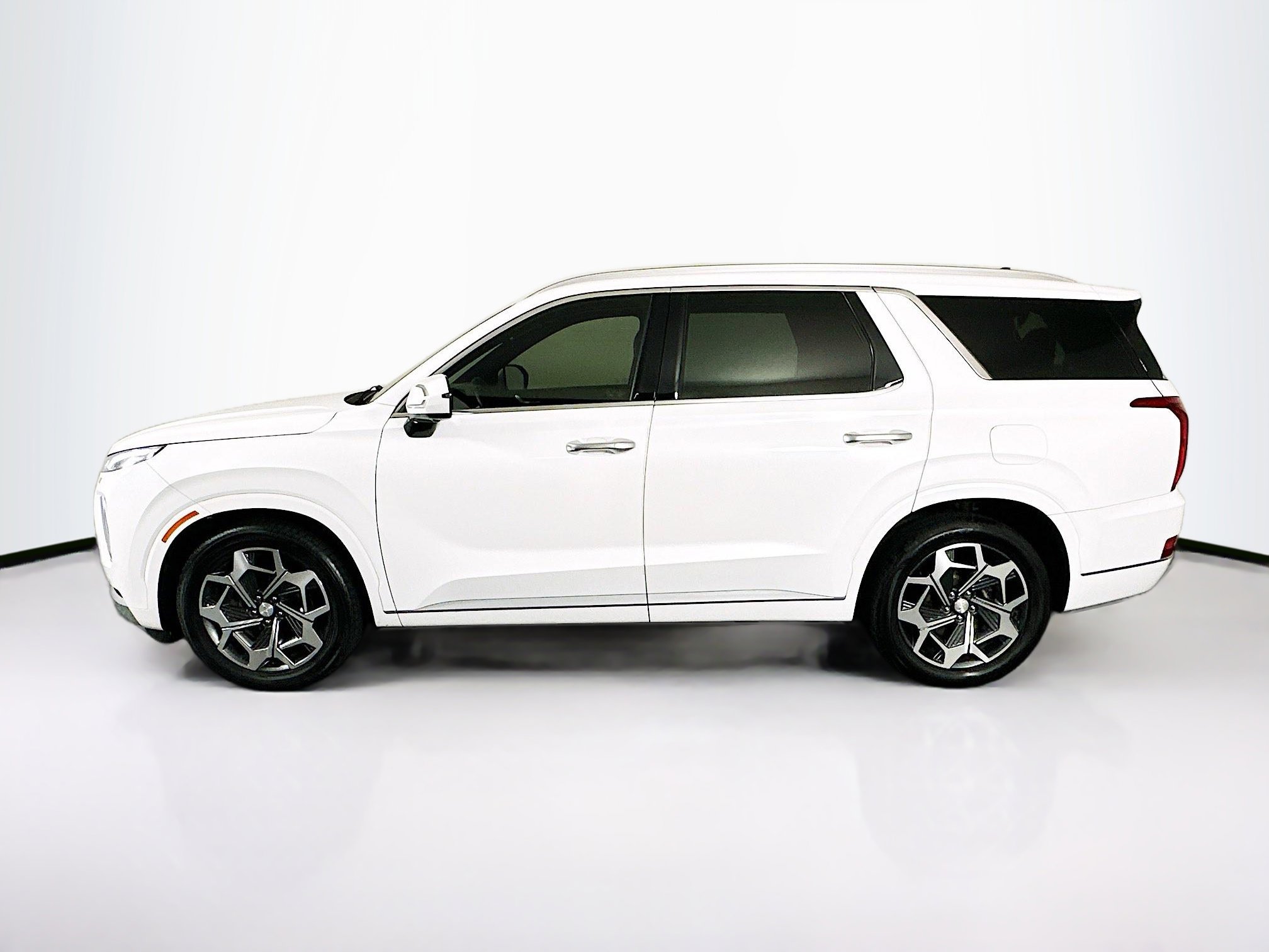 Used 2021 Hyundai Palisade Calligraphy image 4