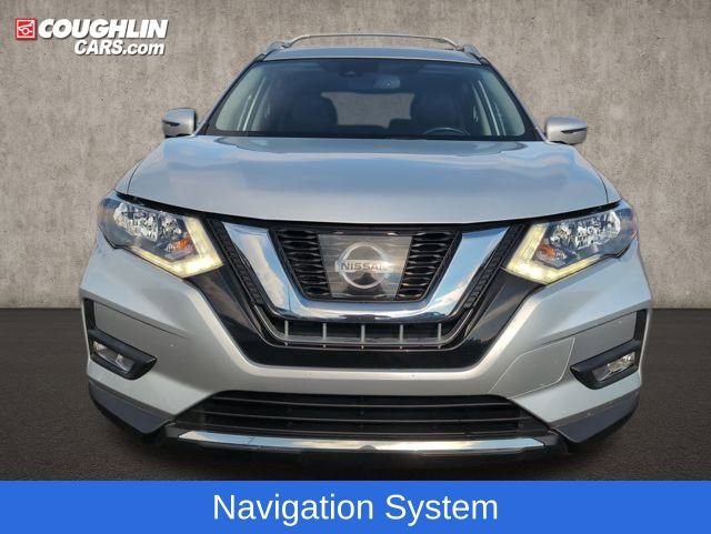 Used 2017 Nissan Rogue SL image 3