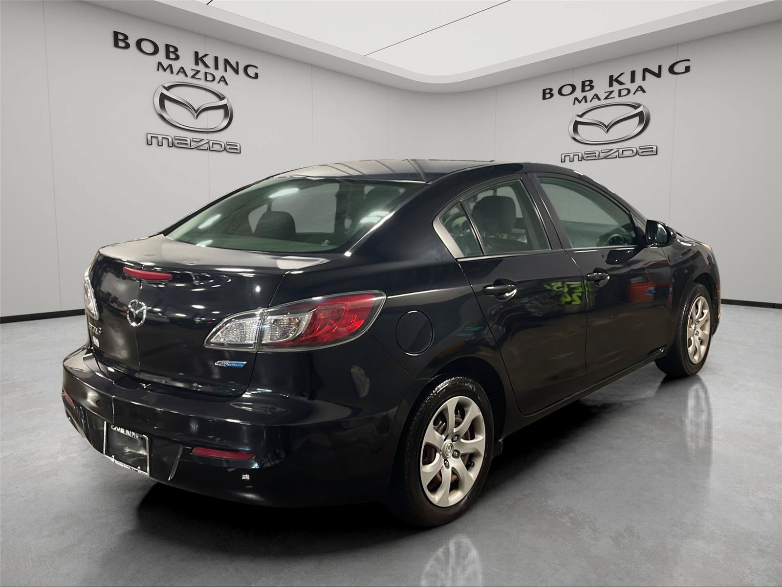 Used 2013 MAZDA MAZDA3 i Sport FWD image 5