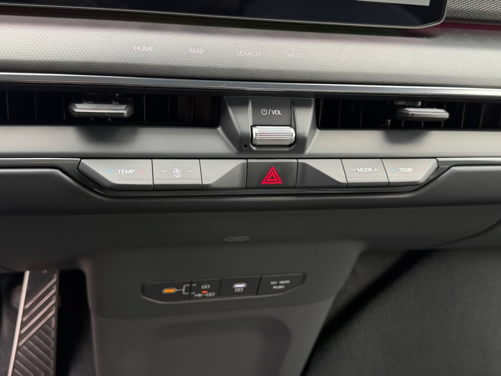 New 2026 Kia EV9 GT-Line AWD/4WD image 21
