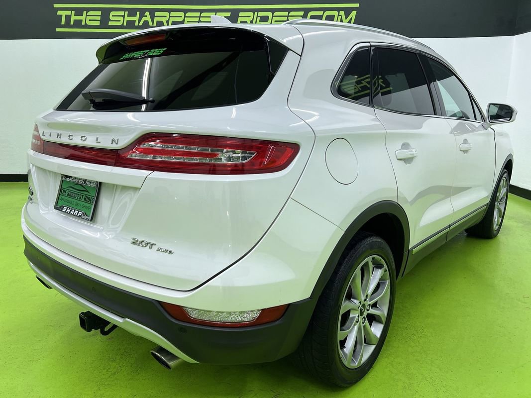 Used 2017 Lincoln MKC Select w/ Select Plus Package AWD/4WD image 9