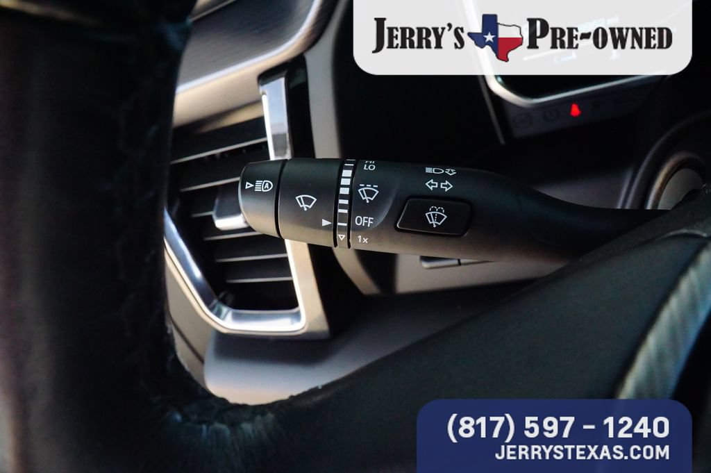 Used 2024 GMC Sierra 2500 Denali Ultimate AWD/4WD image 16