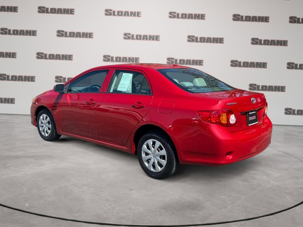 Used 2010 Toyota Corolla LE image 3