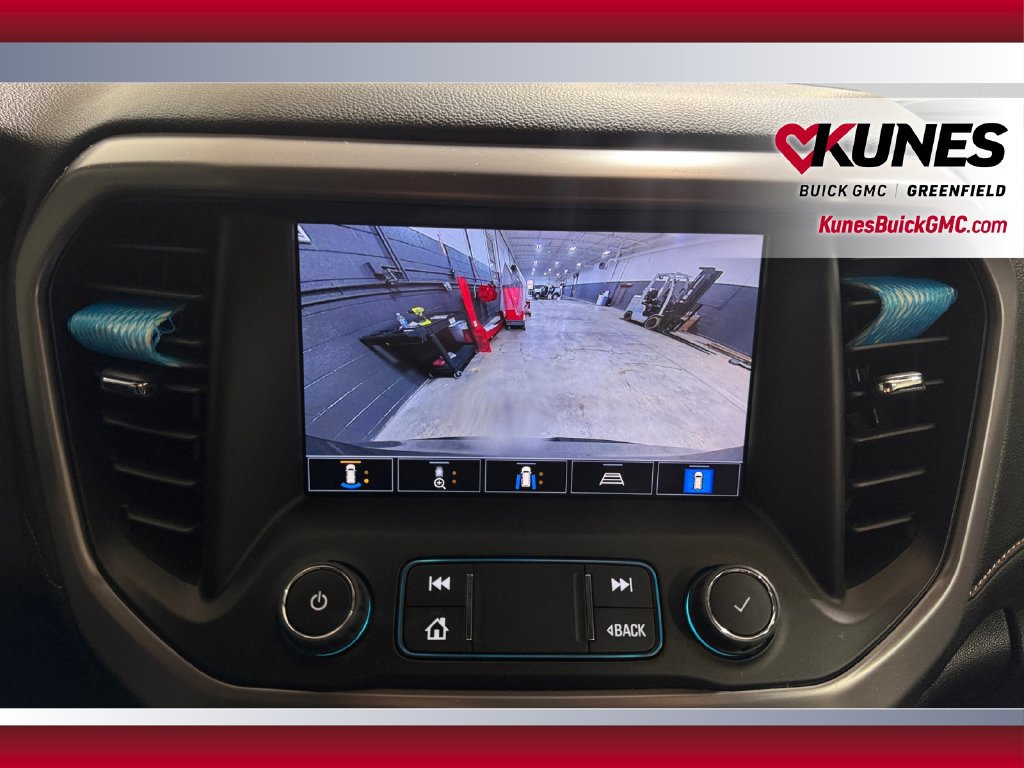 Used 2023 GMC Acadia AT4 w/ Technology Package AWD/4WD image 27