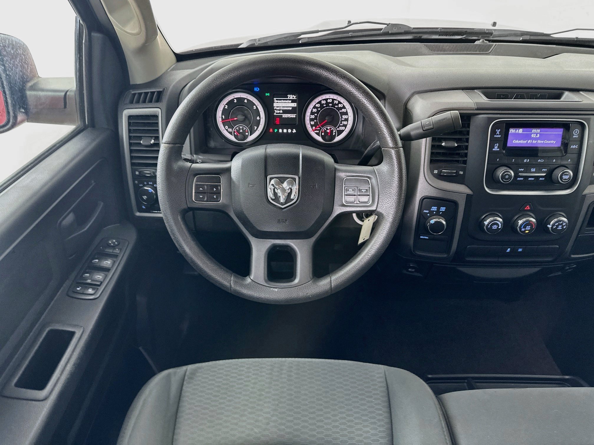 Used 2014 RAM 1500 Express AWD/4WD image 25