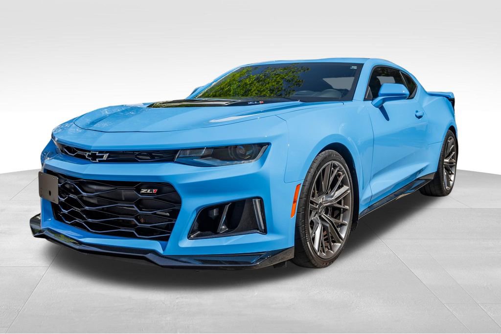Used 2022 Chevrolet Camaro ZL1 RWD image 13