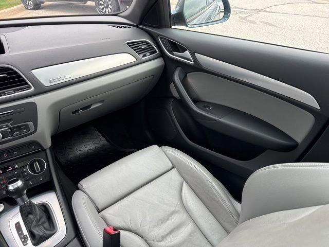 Used 2018 Audi Q3 2.0T Premium w/ Convenience Package image 22