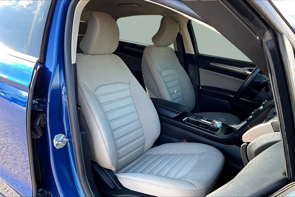 Used 2018 Ford Fusion S image 7