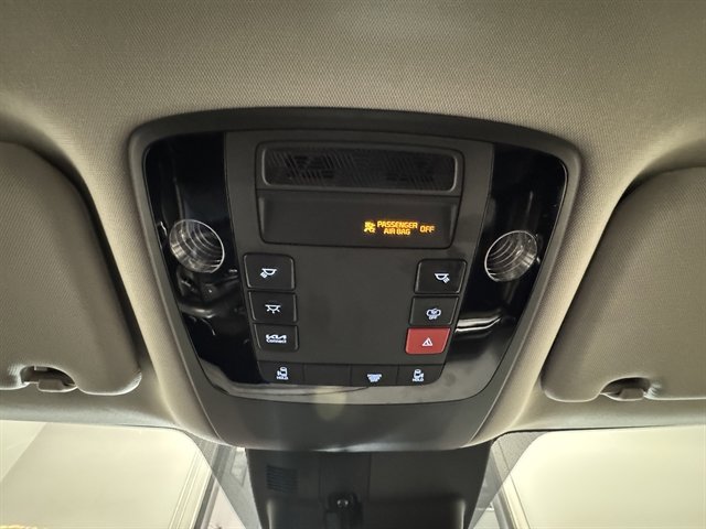Used 2025 Kia Carnival image 36