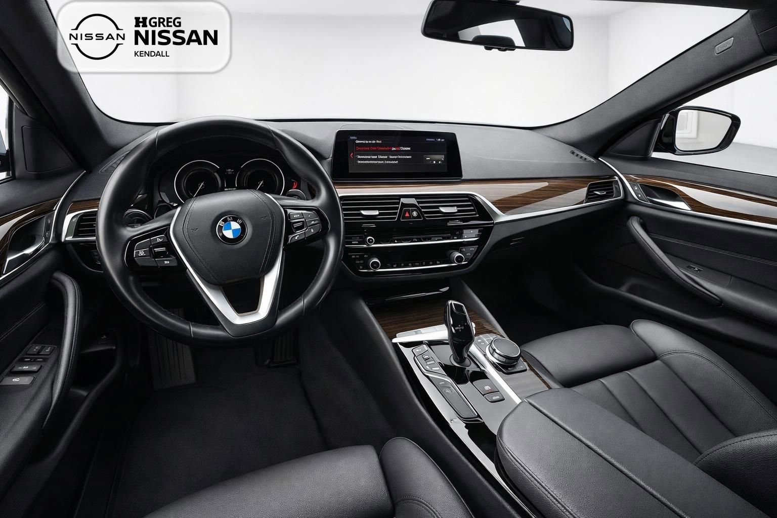 Used 2019 BMW 530e w/ Convenience Package RWD image 9