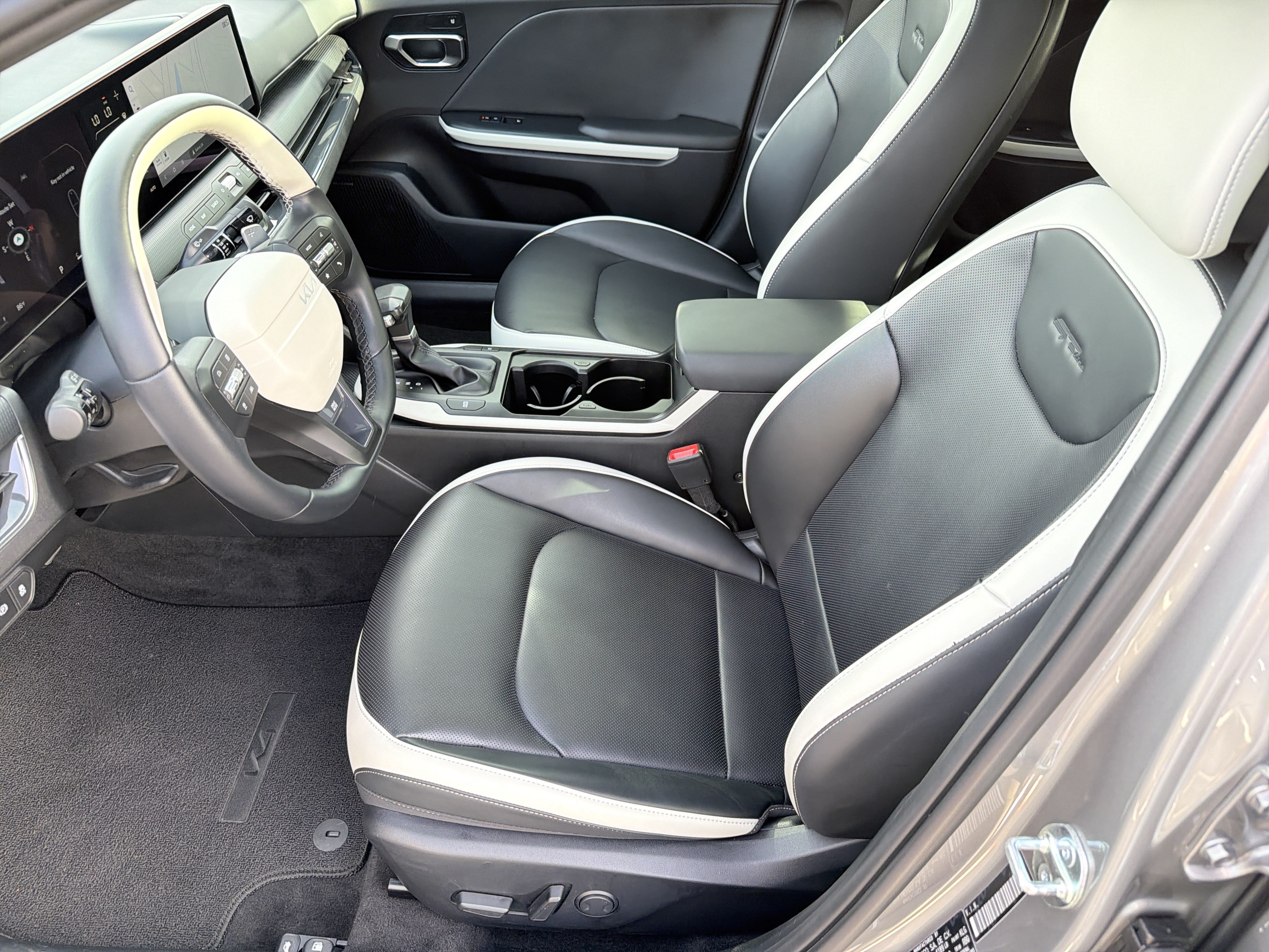 Used 2025 Kia K4 GT-Line Turbo FWD video 2