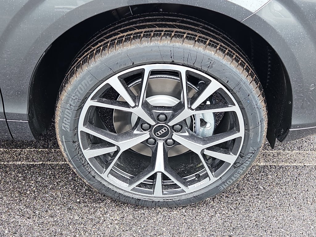 New 2026 Audi Q3 quattro 2.0T AWD/4WD image 4