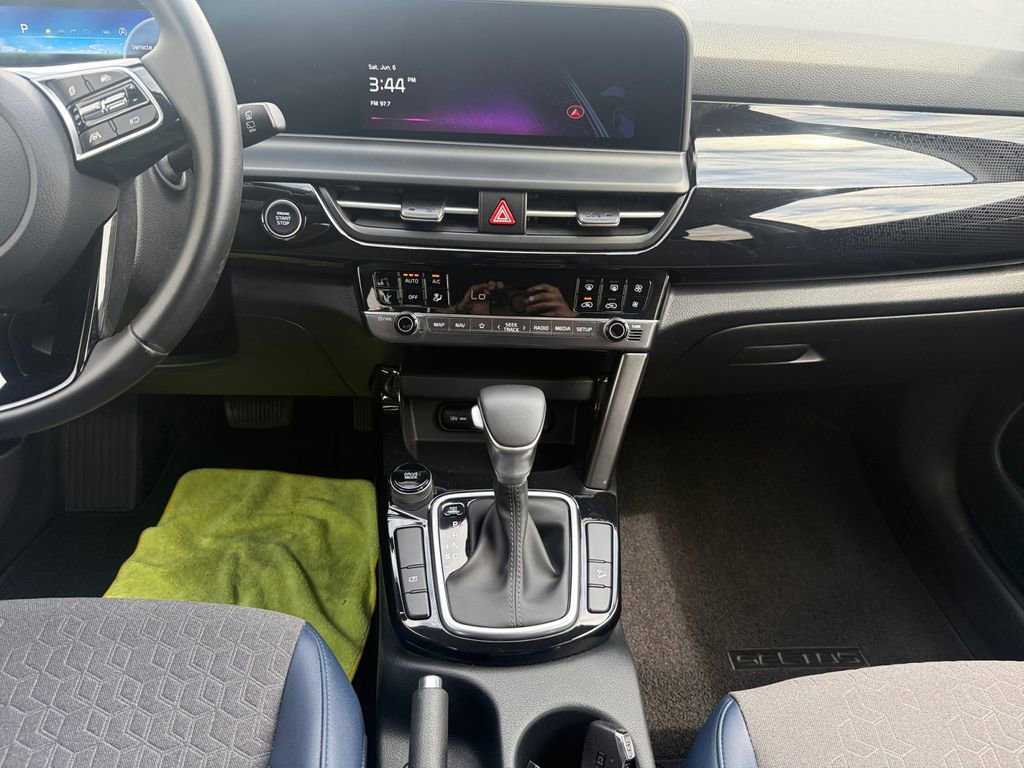 Used 2024 Kia Seltos S FWD image 10