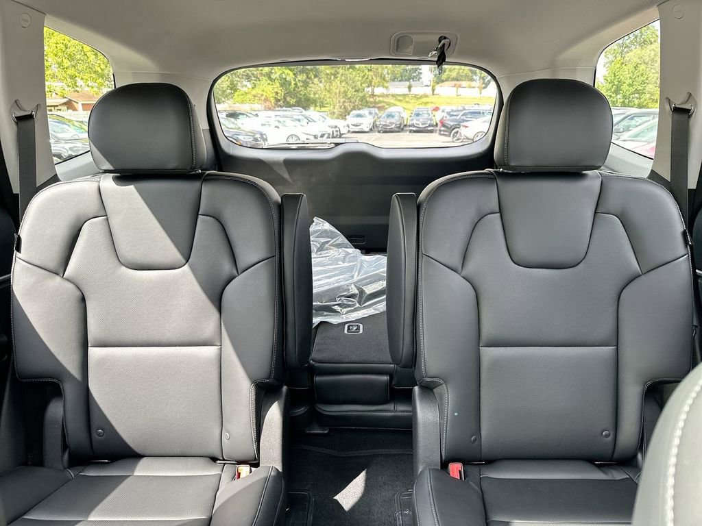 Used 2025 Kia Telluride S image 42