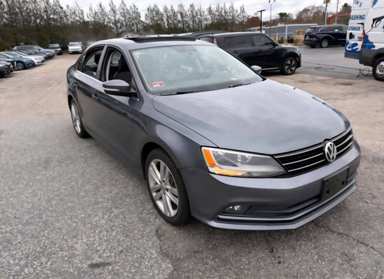 Used 2015 Volkswagen Jetta TDI SEL FWD image 3