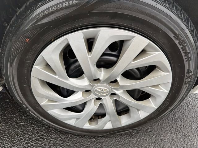 Used 2019 Toyota Corolla LE image 28