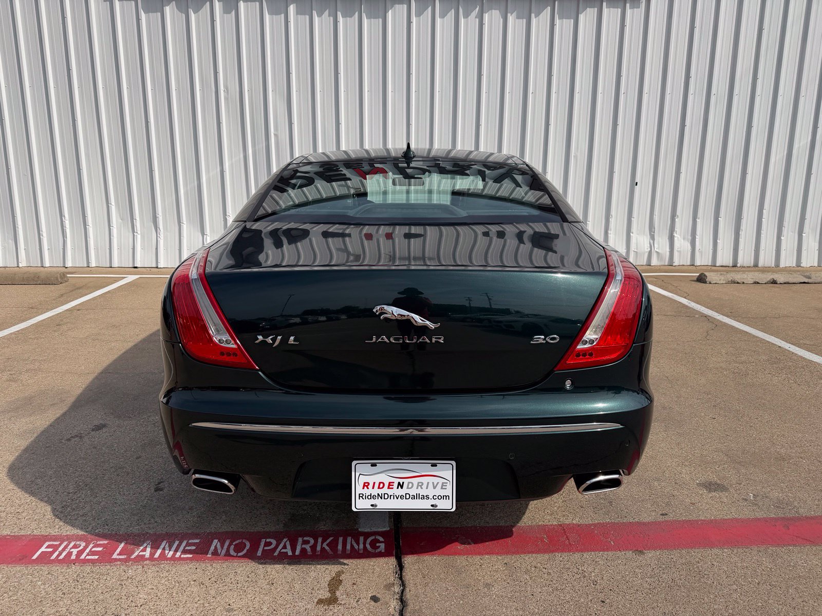 Used 2015 Jaguar XJ L Portfolio RWD image 6