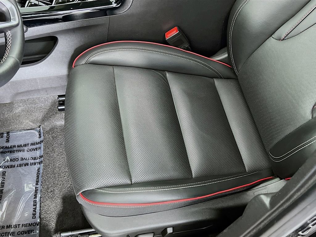 Certified 2023 Buick Envision Essence w/ Sport Touring Package AWD/4WD image 18