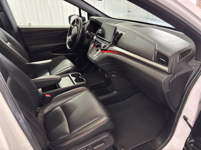 Used 2025 Honda Odyssey Sport-L image 29
