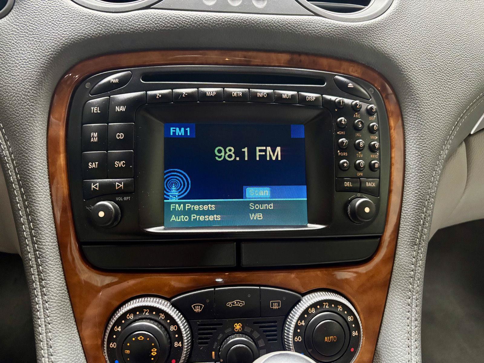 Used 2004 Mercedes-Benz SL 500 image 34