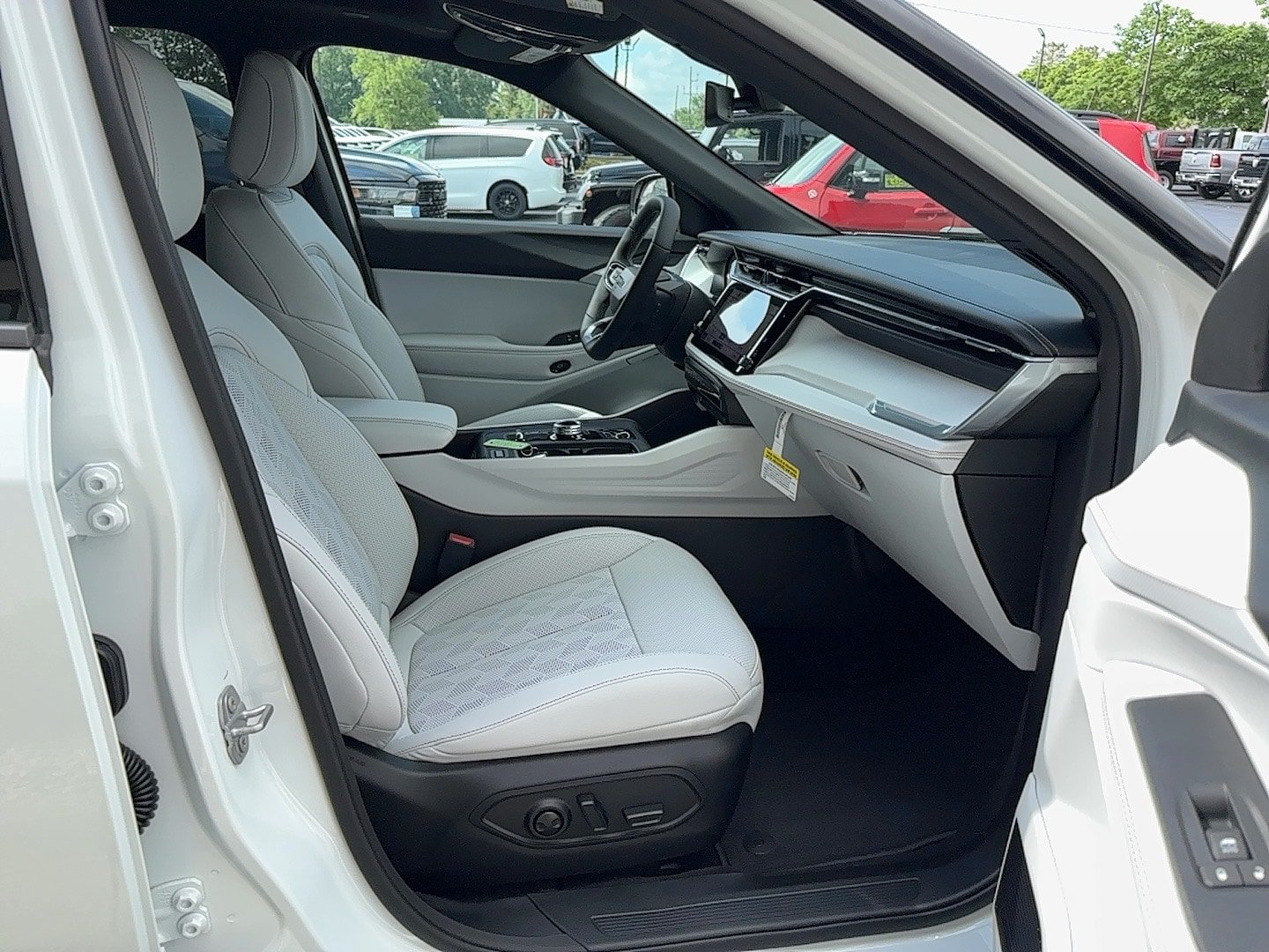 New 2026 Jeep Cherokee Overland AWD/4WD image 6