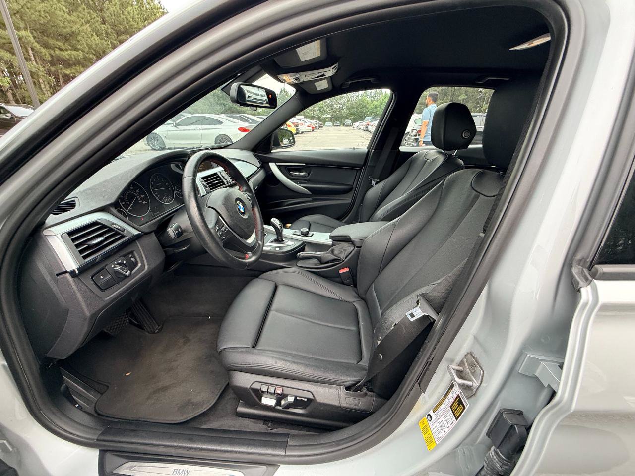 Used 2016 BMW 328i Sedan RWD image 9