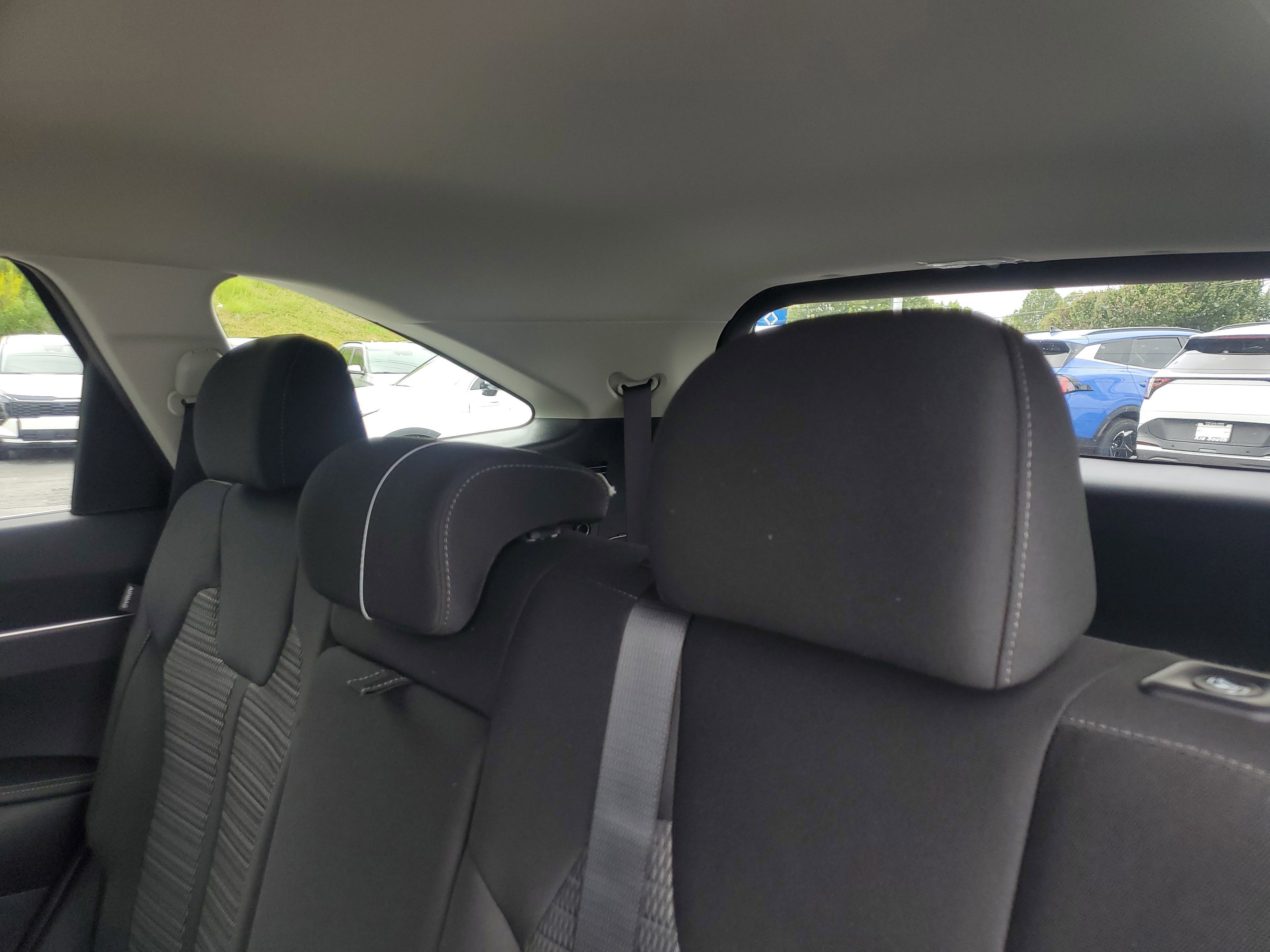 New 2026 Kia Sorento LX image 9