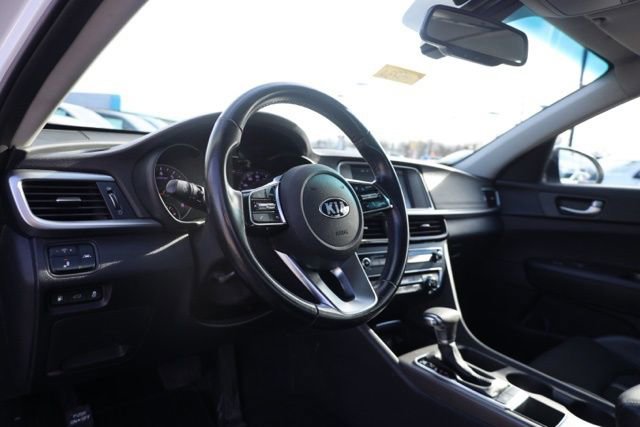 Used 2019 Kia Optima S w/ S Panoramic Sunroof Package image 18