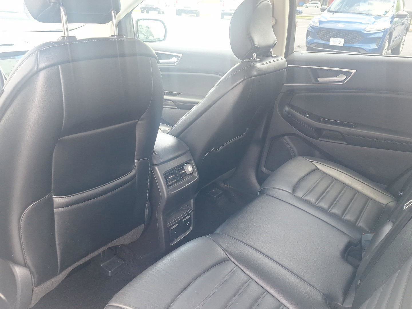 Used 2017 Ford Edge SEL w/ Equipment Group 201A AWD/4WD image 14