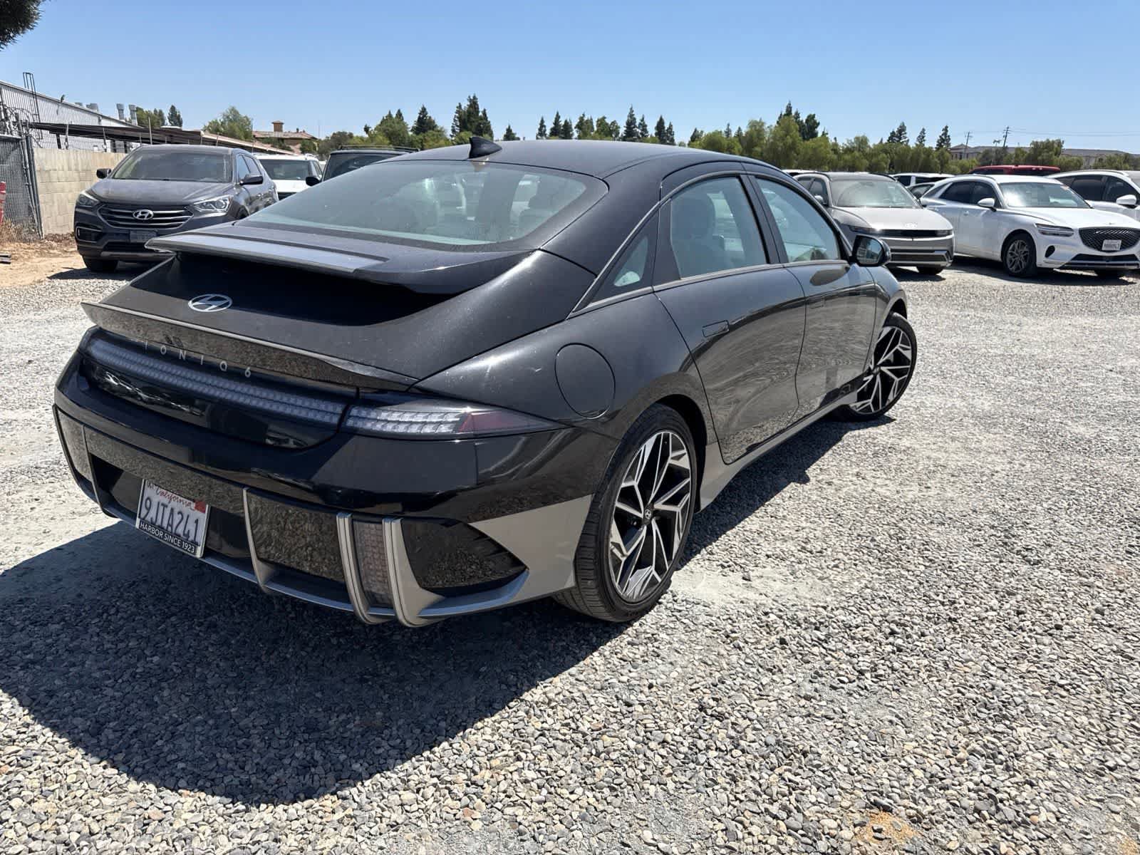 Used 2023 Hyundai Ioniq 6 SEL RWD image 4