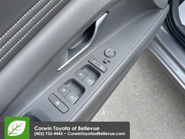 Used 2023 Hyundai Elantra SEL w/ Convenience Package image 19